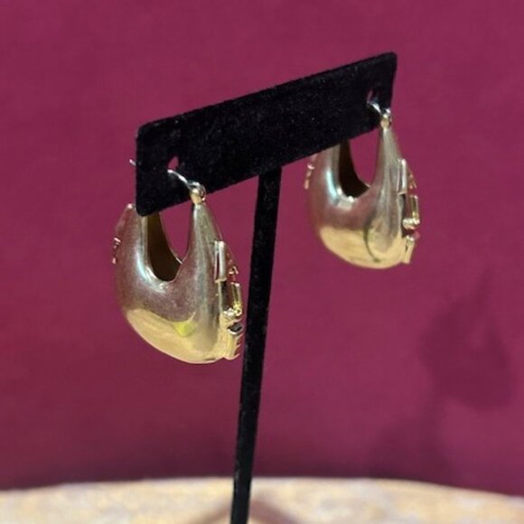 AJE Designer Australia Brass EARRINGS - Picture 3 of 8